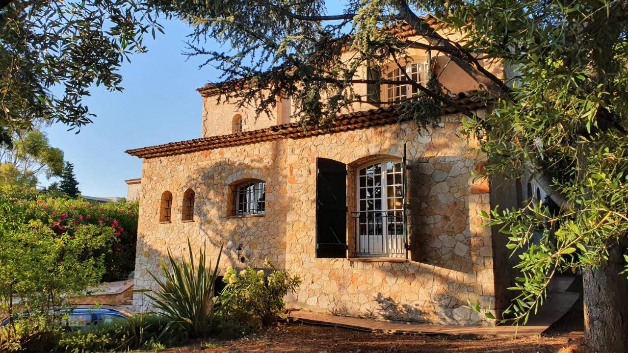 Villa Vuyani *